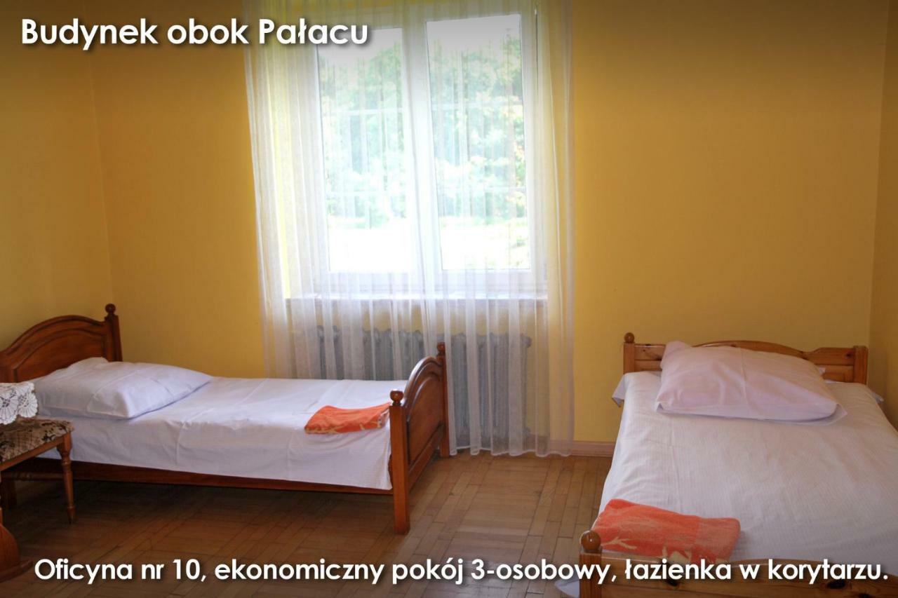 Palac W Czyzowie Szlacheckim Czyzow Szlachecki Zimmer foto