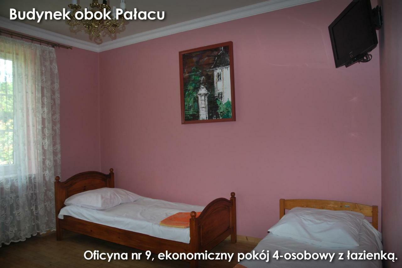 Palac W Czyzowie Szlacheckim Czyzow Szlachecki Zimmer foto