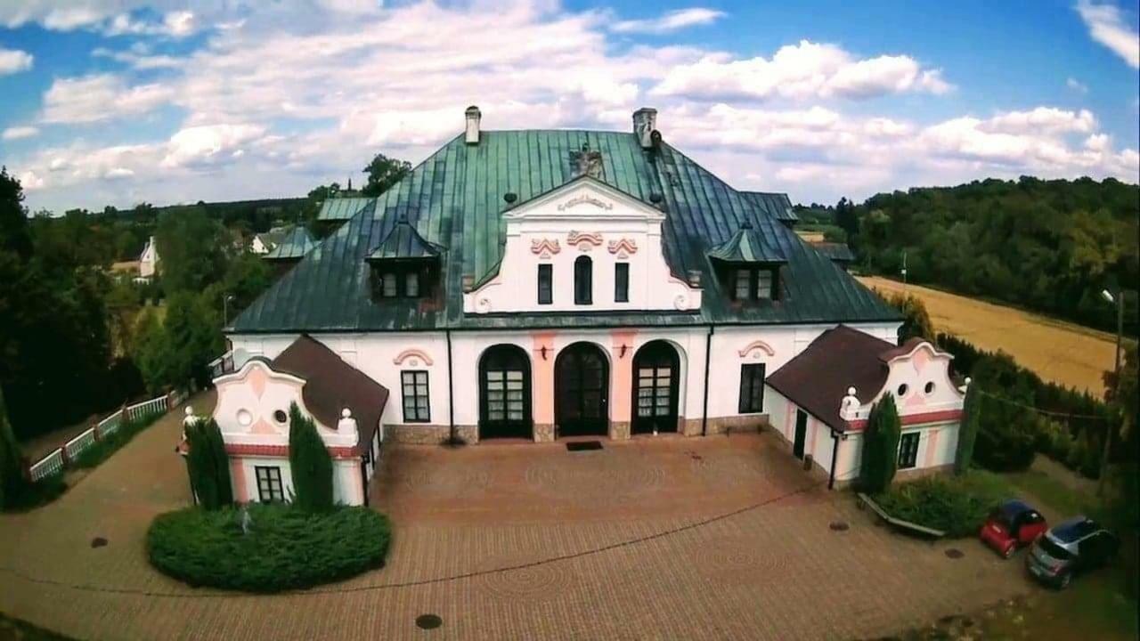 Palac W Czyzowie Szlacheckim Czyzow Szlachecki Exterior foto